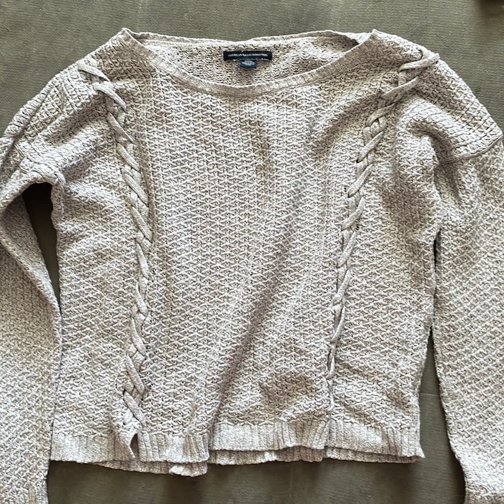 American Eagle sweater